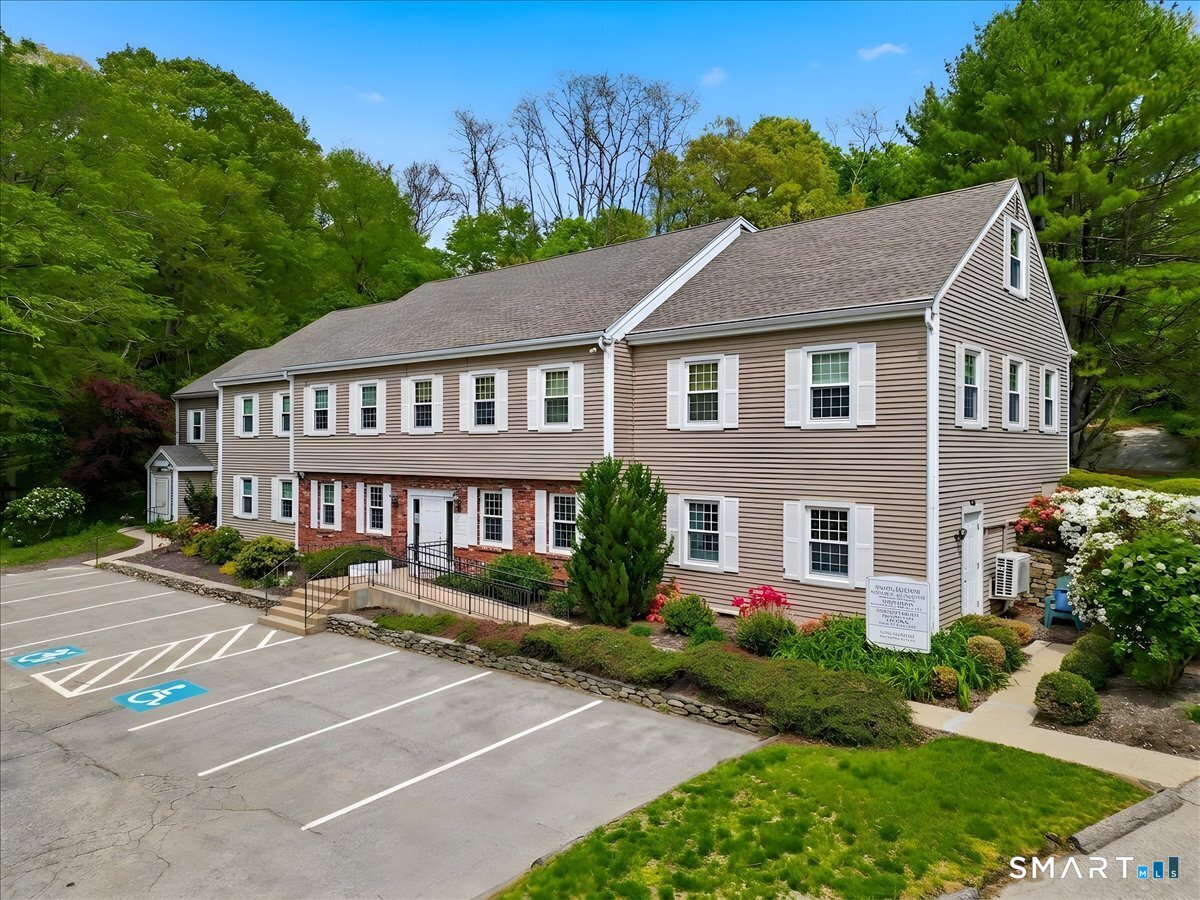 35 Saybrook Road N2
