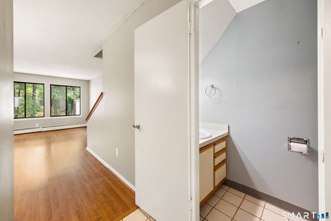 Tiny photo for 5 Staunton Court #B, Farmington, CT 06032 (MLS # 24188655)