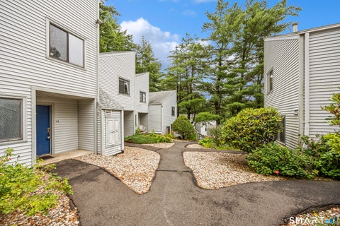 Tiny photo for 5 Staunton Court #B, Farmington, CT 06032 (MLS # 24188655)