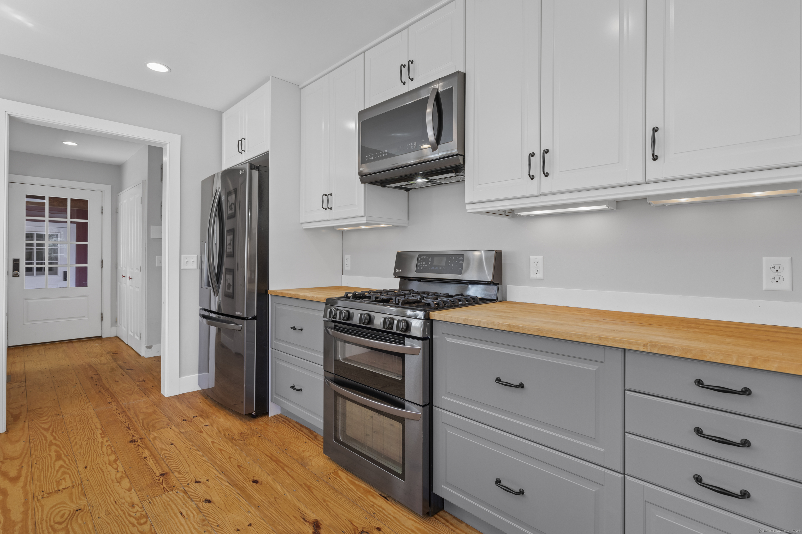 2 Primrose Ledge, Essex, Connecticut image 9