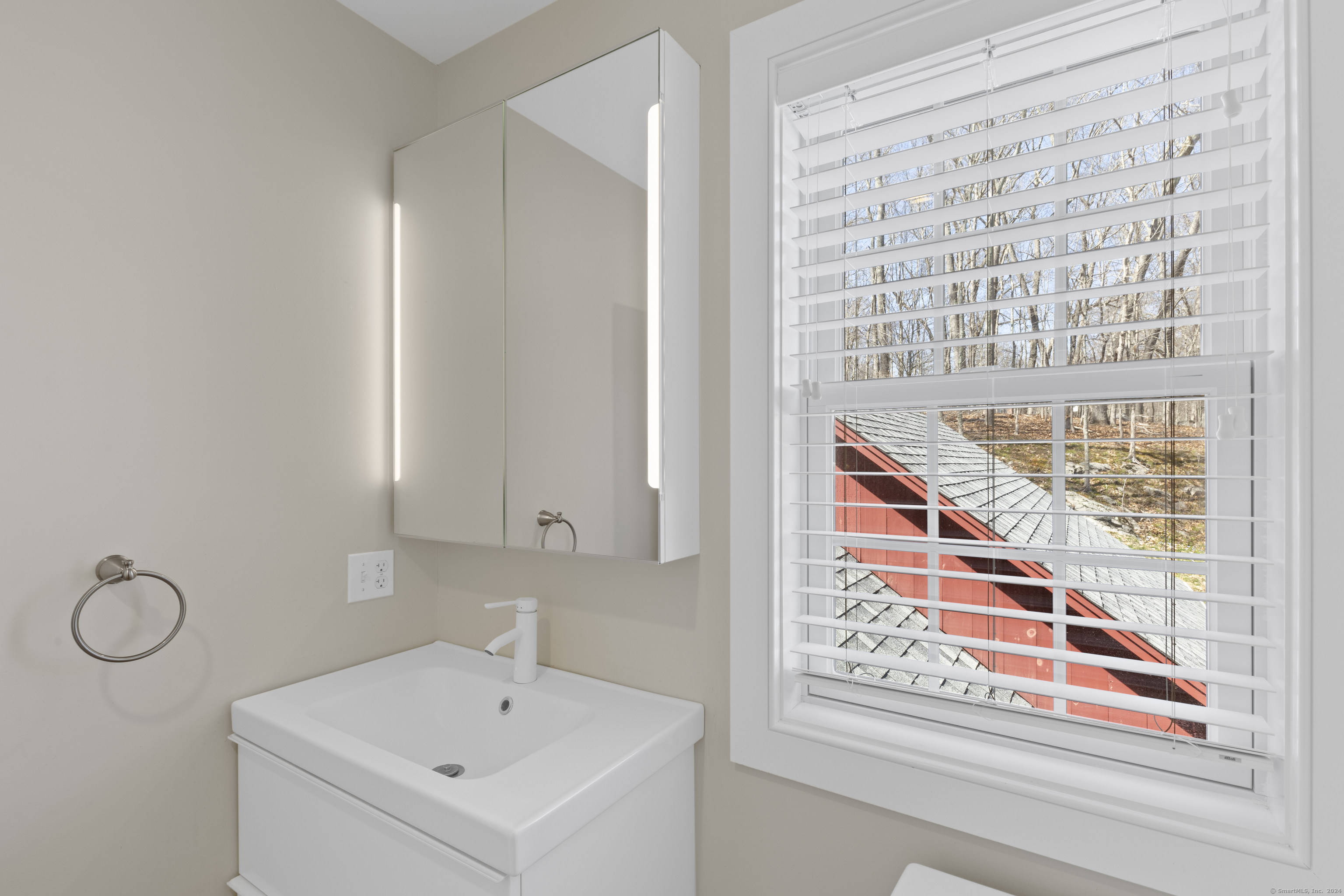 2 Primrose Ledge, Essex, Connecticut image 27