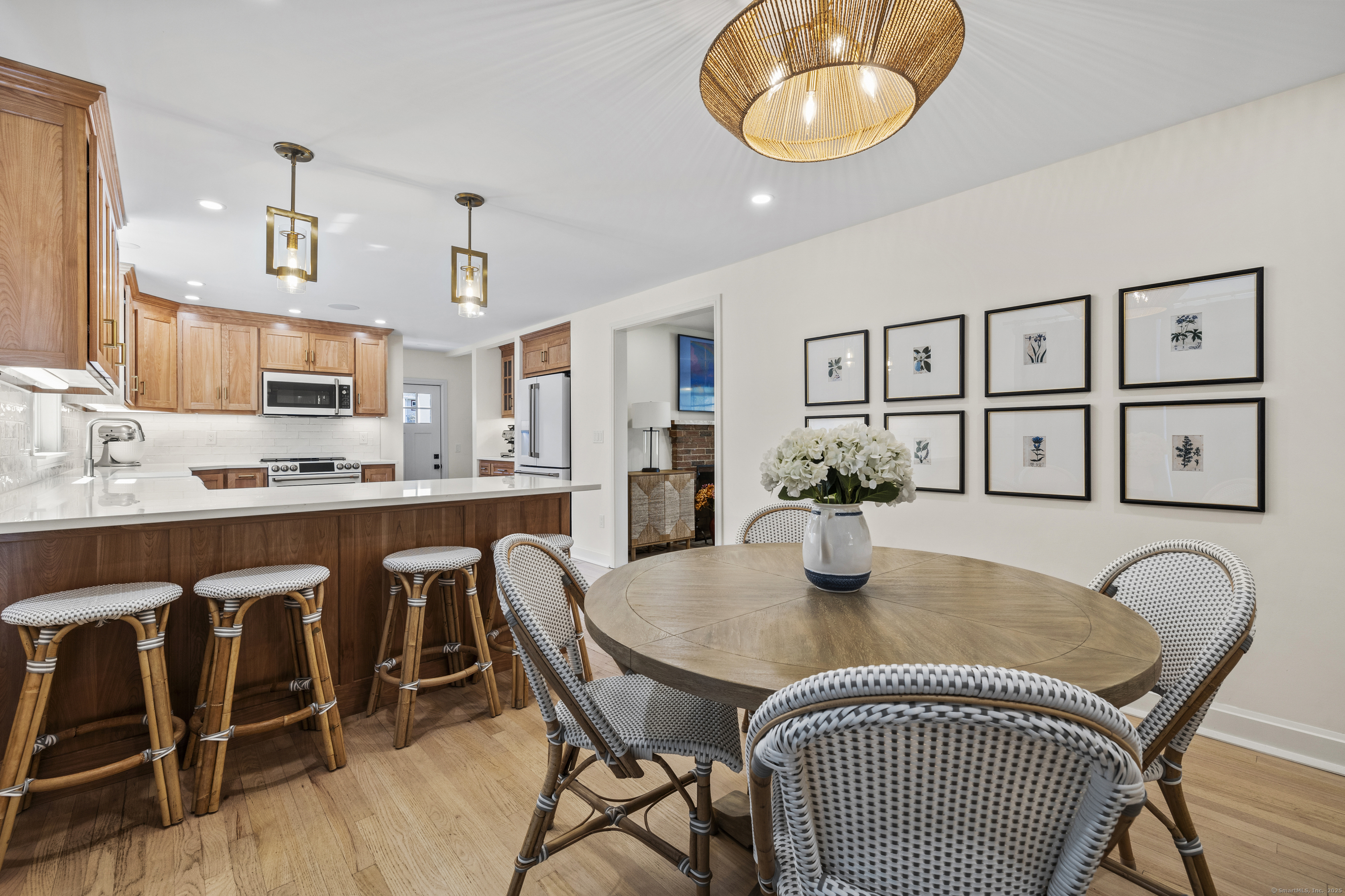 596 Bush Hill Road, Manchester, Connecticut image 11