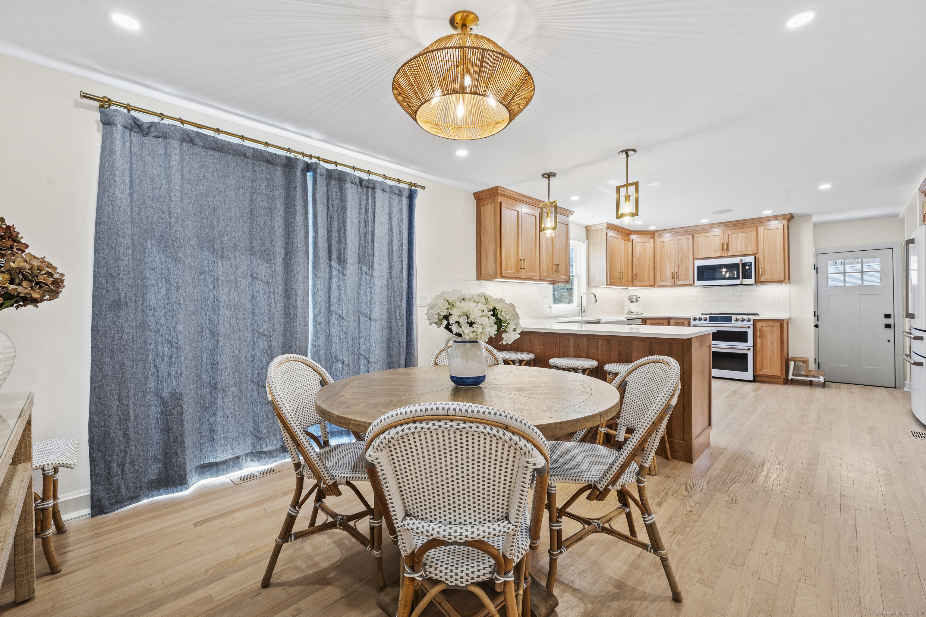 596 Bush Hill Road, Manchester, Connecticut image 12