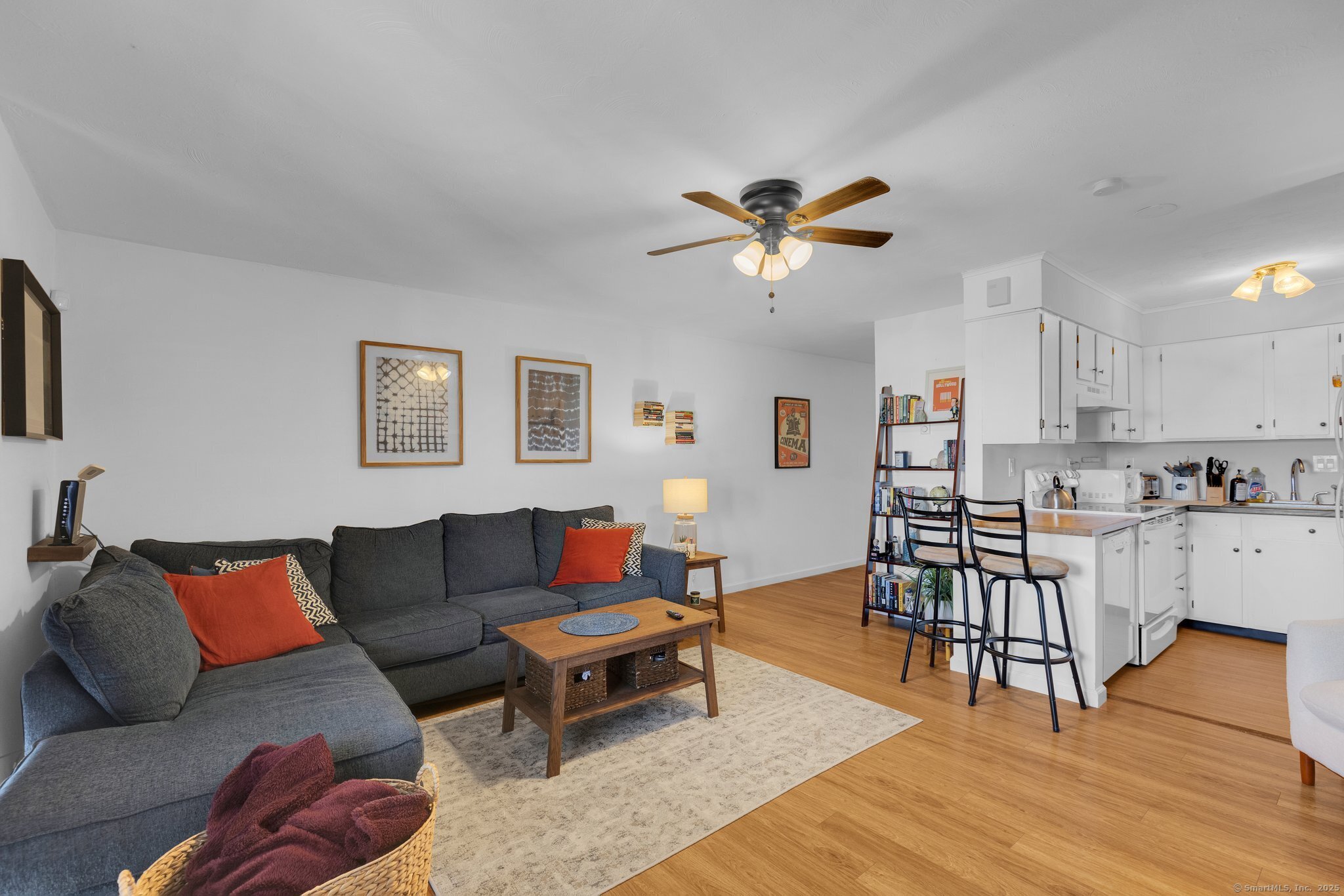 257 West Walk #257, West Haven, Connecticut image 6