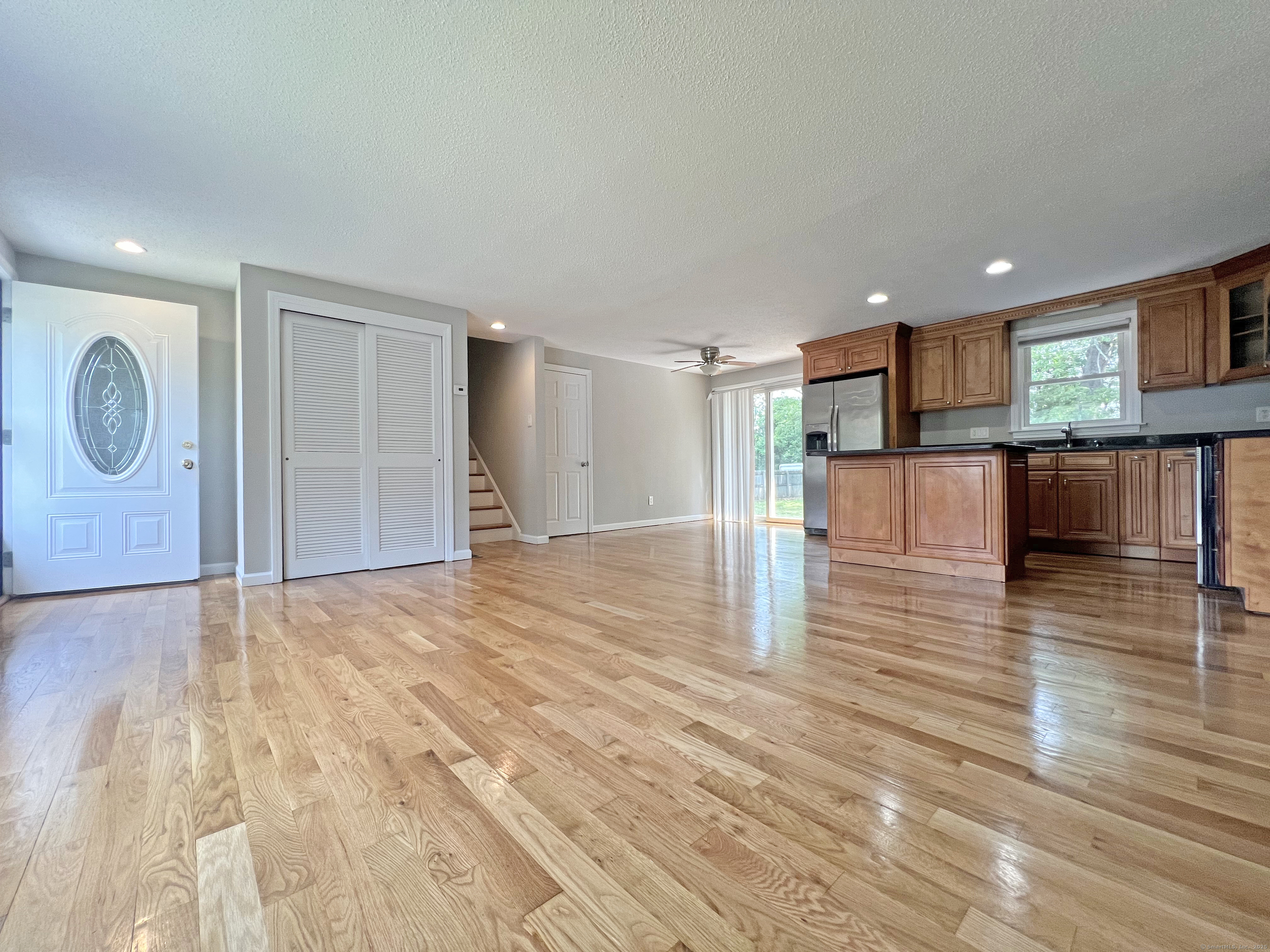 6 Perron Road