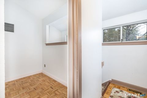 Tiny photo for 10 Pepperidge Court #10, Simsbury, CT 06070 (MLS # 24144855)