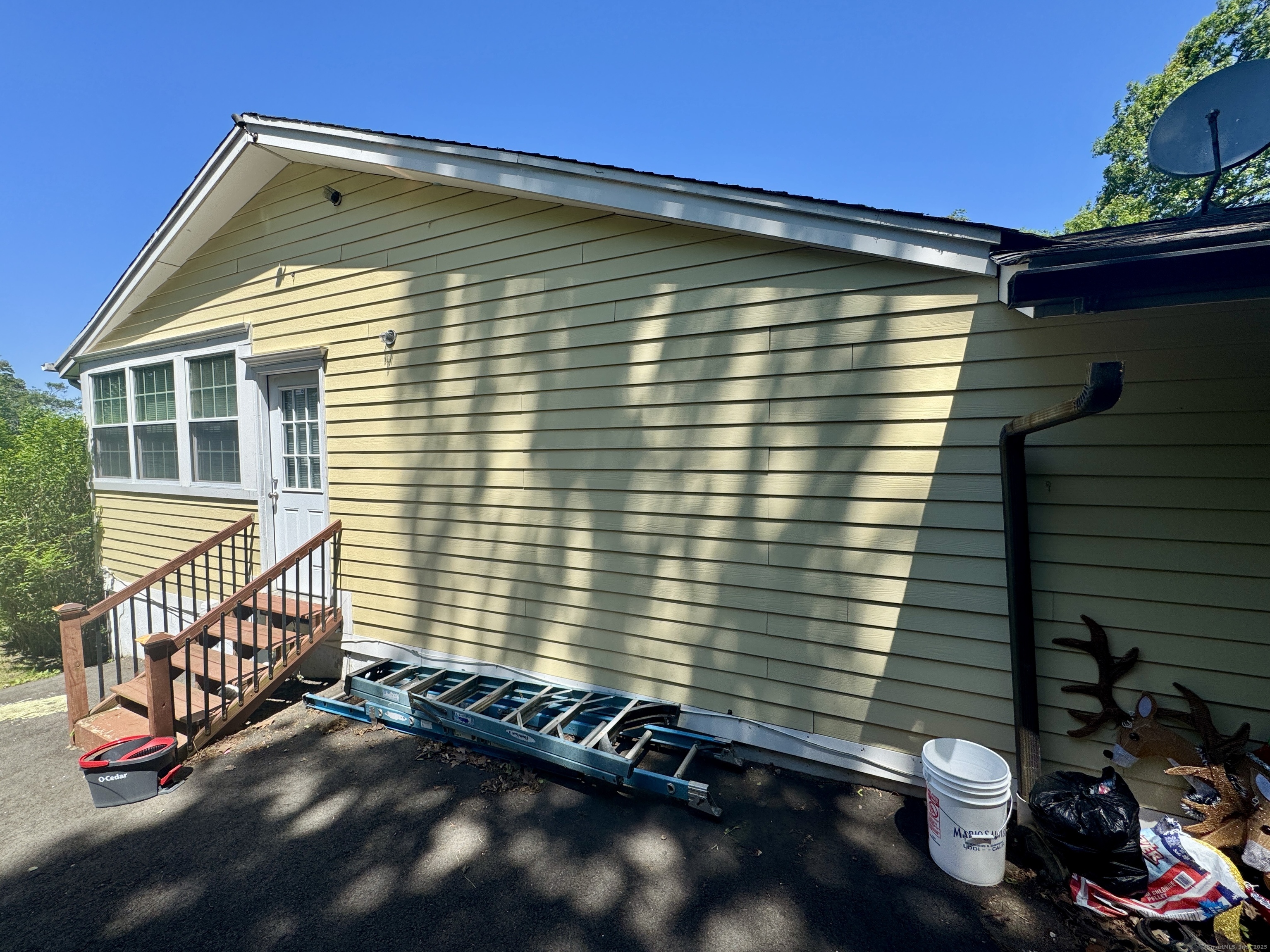 171 Dannell Drive, Stamford, Connecticut image 6