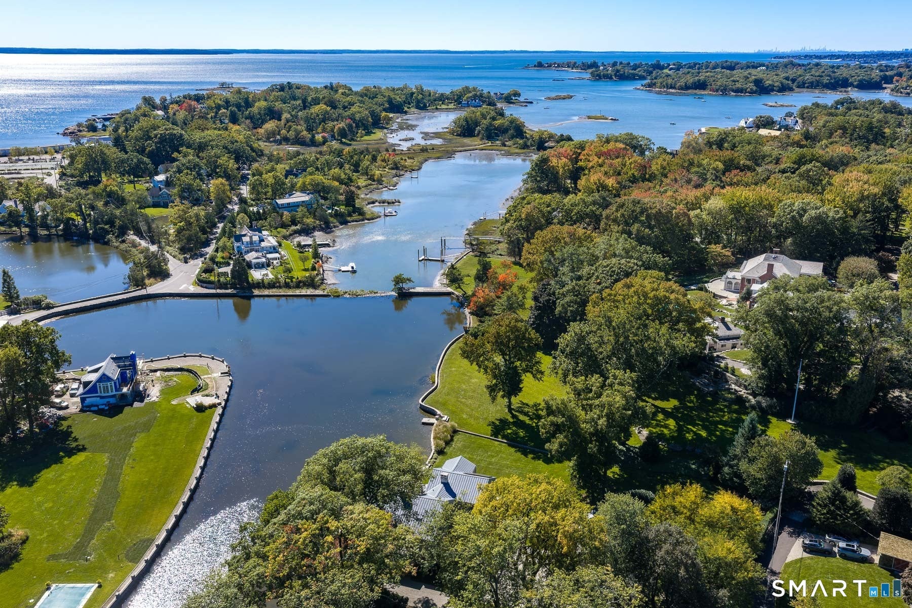 3 Coves End Road
