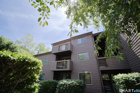 Condo For Sale - 166 Old Brookfield Road #23A6<br/> Fairfield County, Danbury, CT 06811