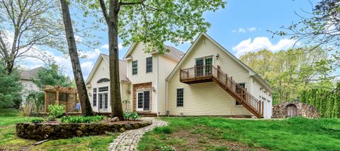 Tiny photo for 244 Watch Hill Road, Berlin, CT 06037 (MLS # 24148875)