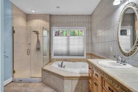 Tiny photo for 244 Watch Hill Road, Berlin, CT 06037 (MLS # 24148875)