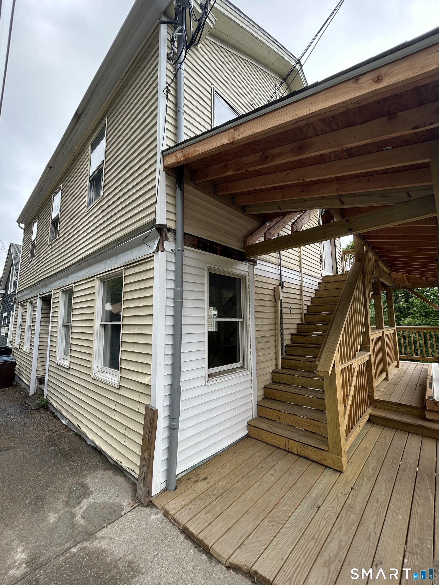 27 North Main Street