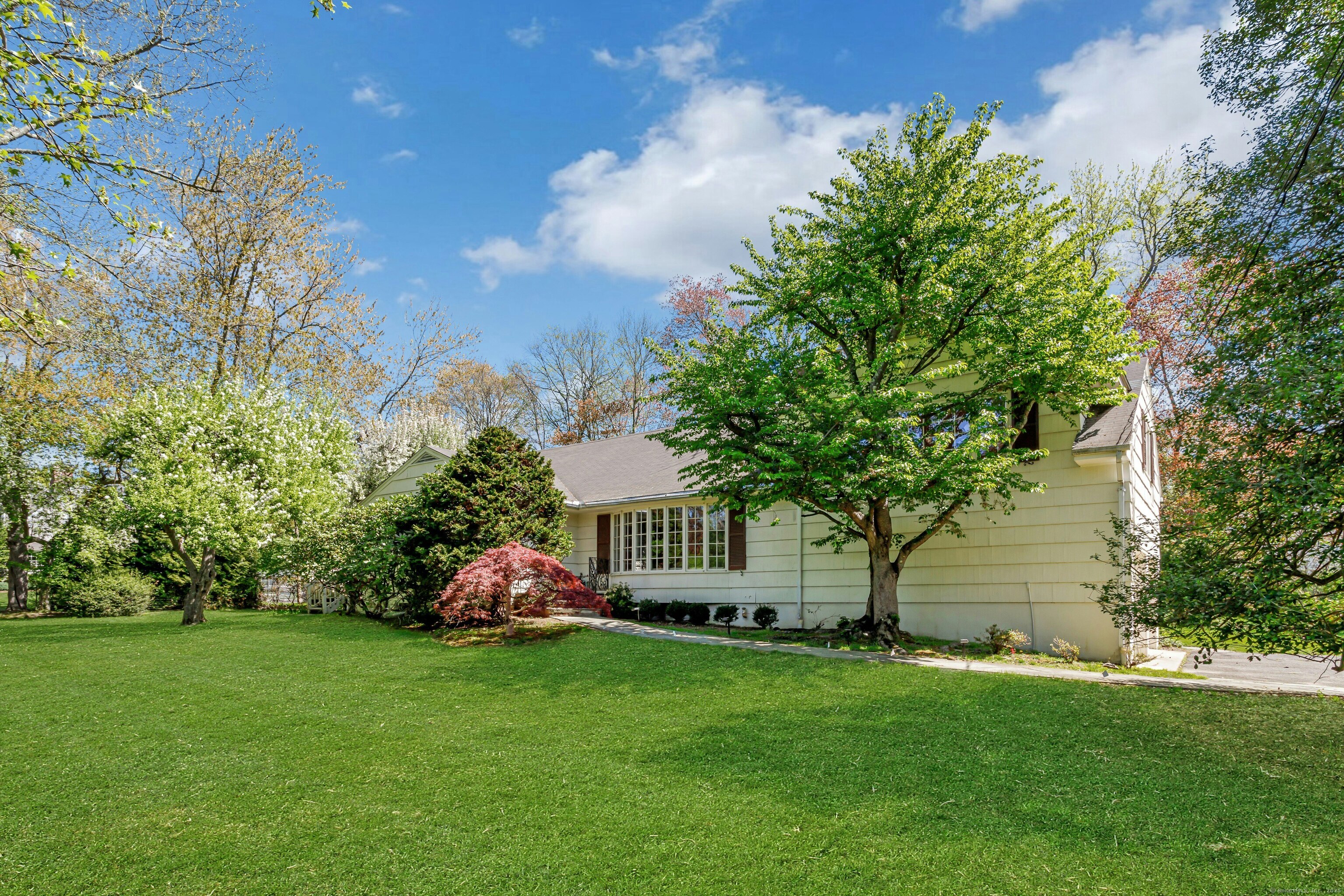 48 Nearwater Lane