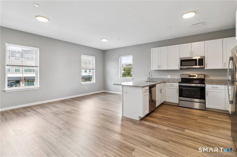 Condo For Rent - 10 Steele Boulevard #203<br/> Berlin, CT 06037