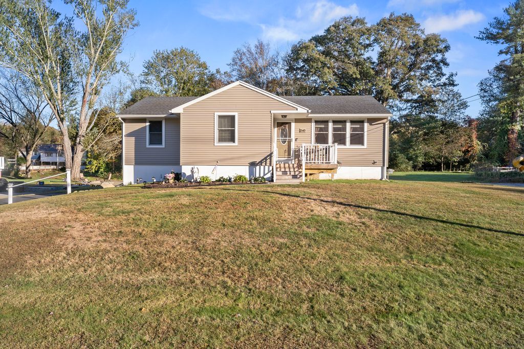 Photo of 343 Canterbury Turnpike, Norwich, CT 06360 (MLS # 24132218)