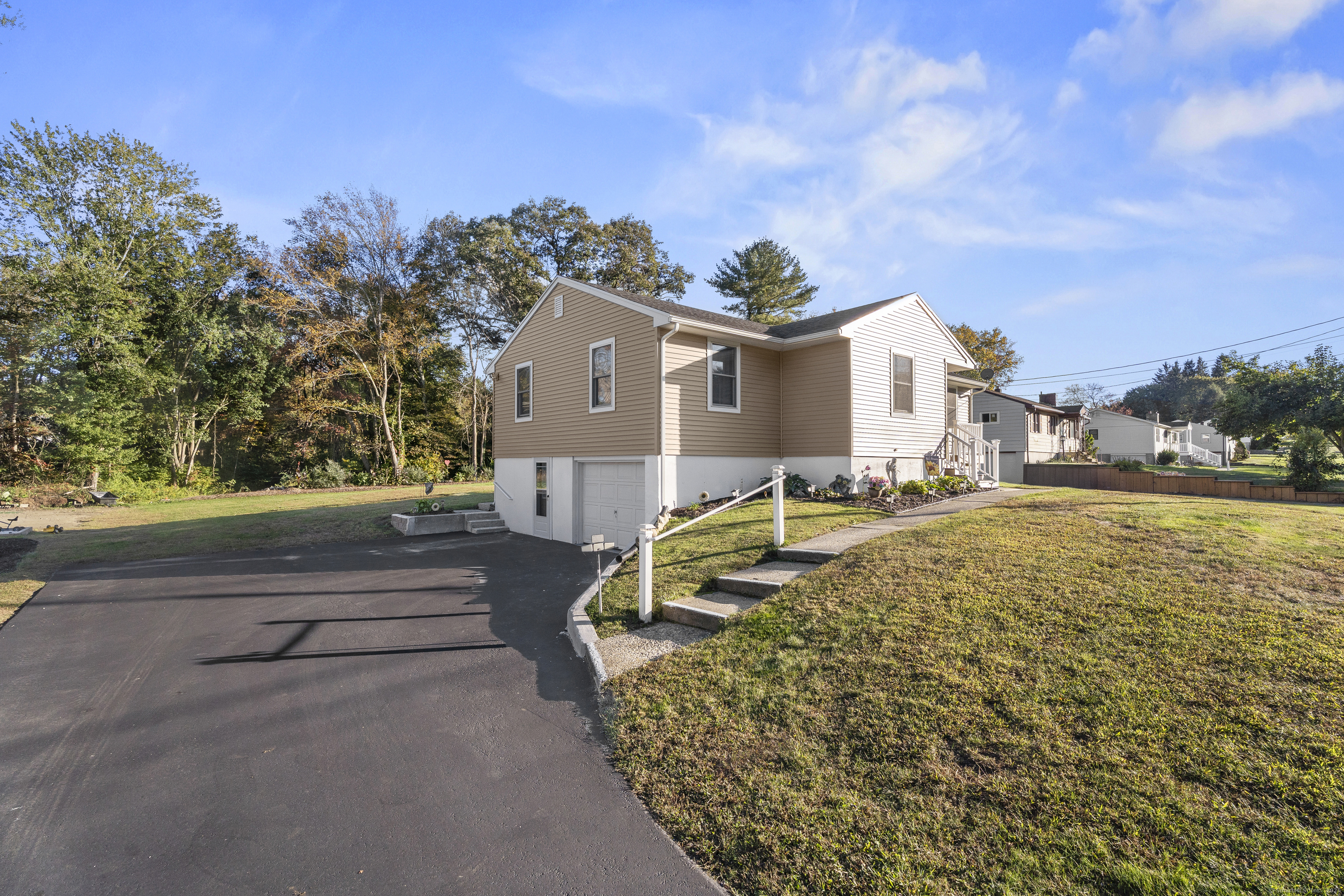343 Canterbury Turnpike