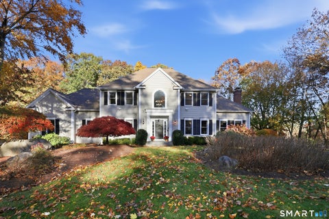 Photo of 52 Orchard Farms Lane, Avon, CT 06001 (MLS # 24217561)