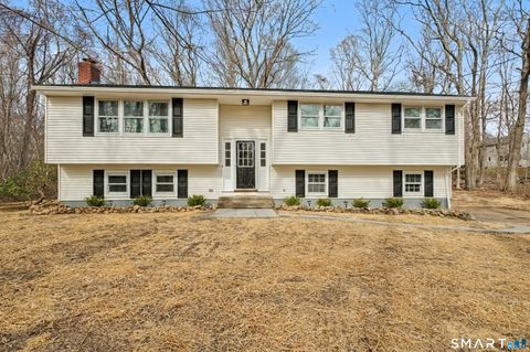 12 Rustic Lane Madison CT 06443