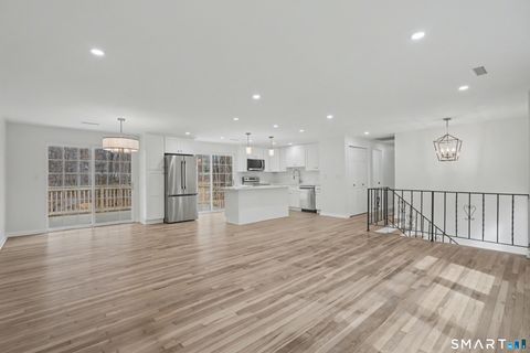 12 Rustic Lane Madison CT 06443