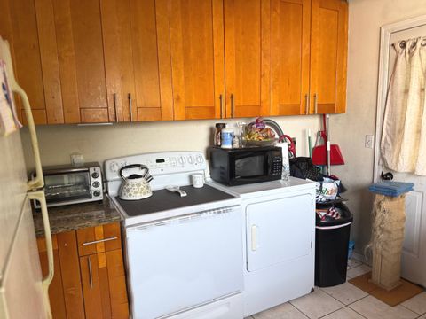 Tiny photo for 55 Avery Street, Stamford, CT 06902 (MLS # 24153363)