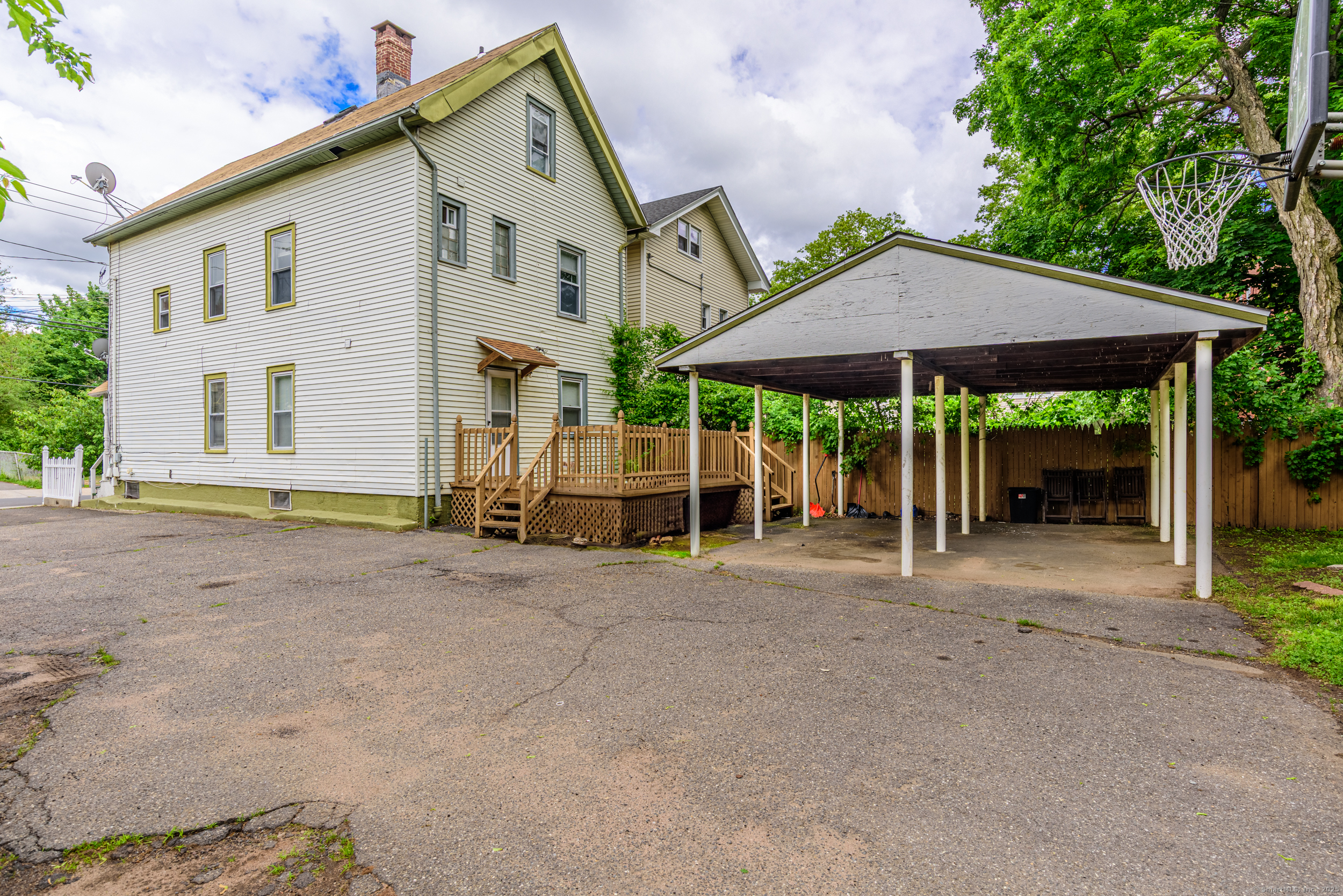 45 Kossuth Street