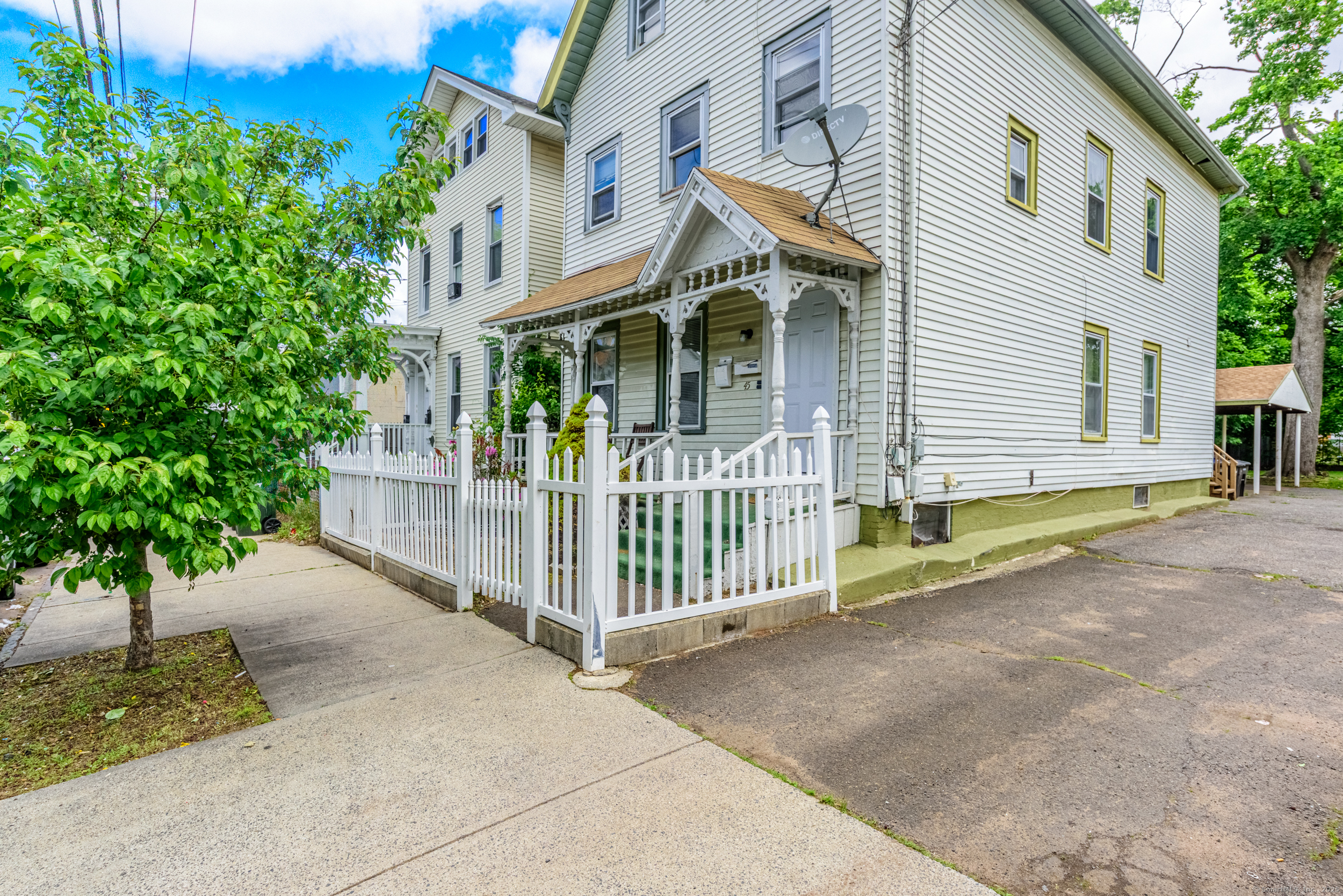 45 Kossuth Street