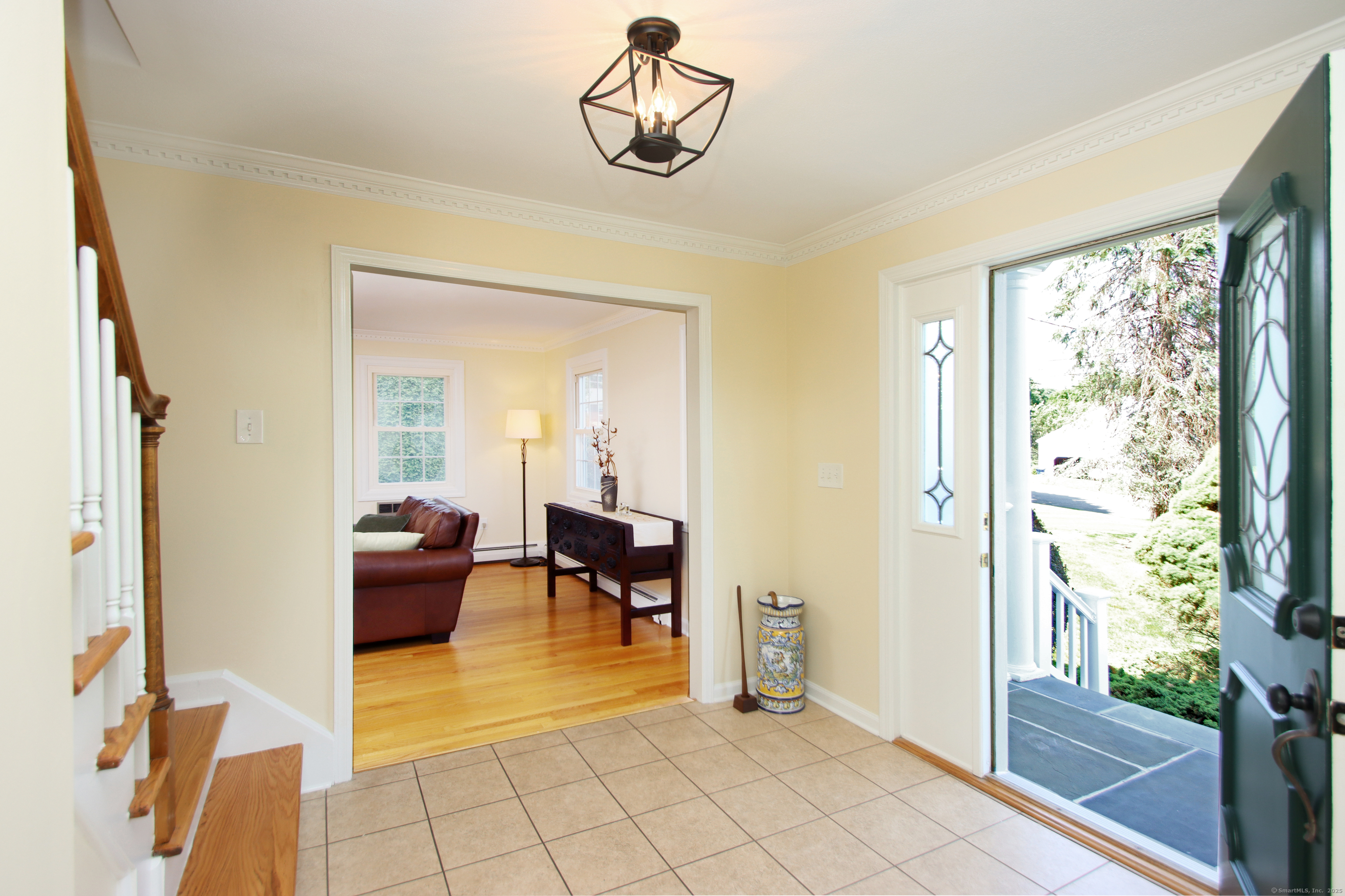 37 Lamplighter Lane