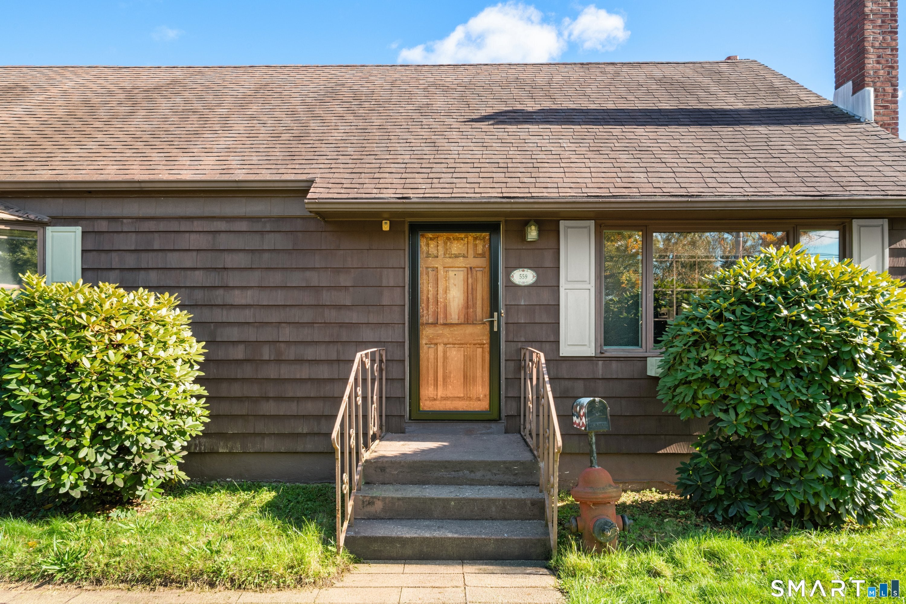 559 Oak Bluff Avenue