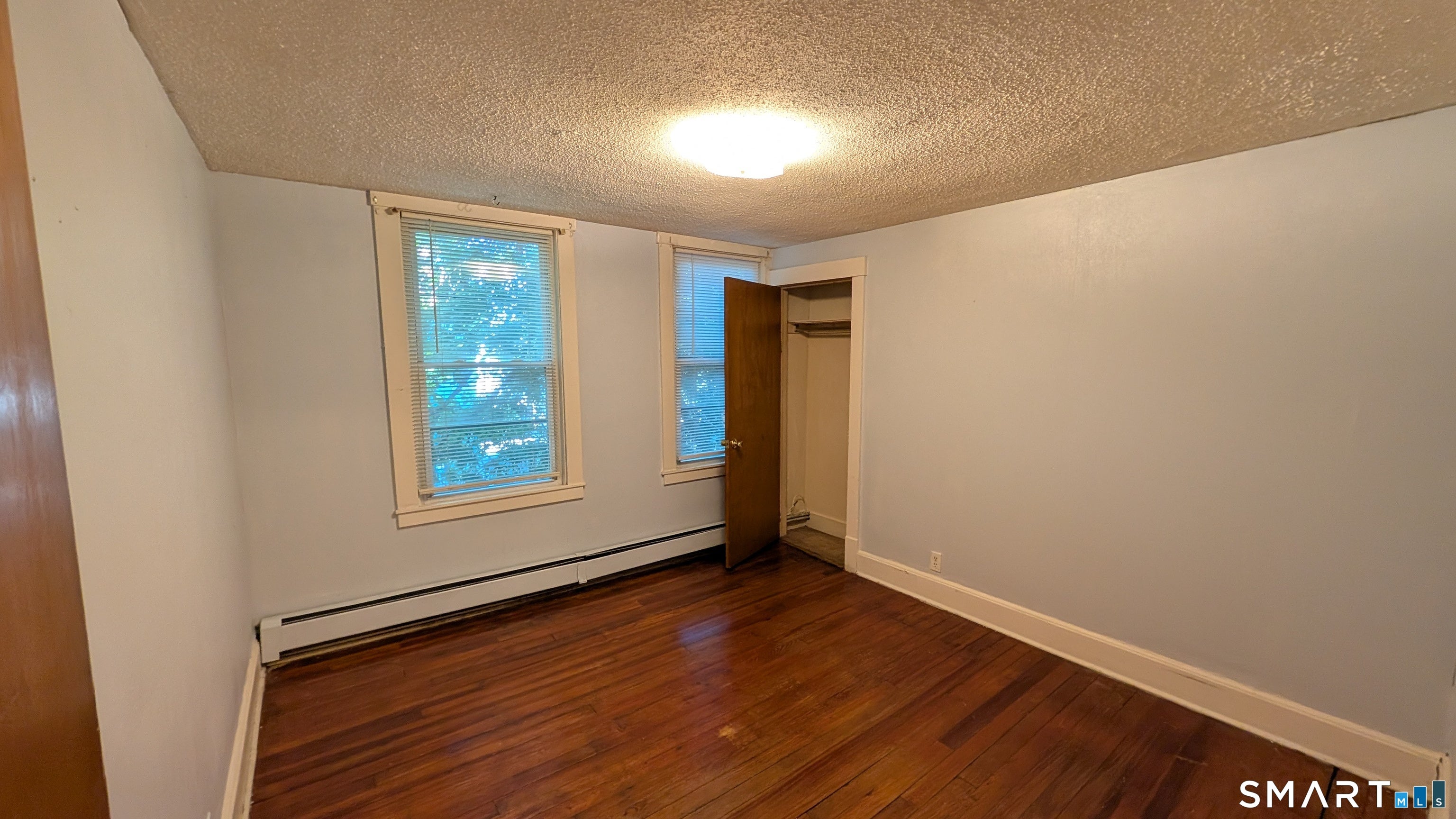 70-1/2 Hunters Avenue