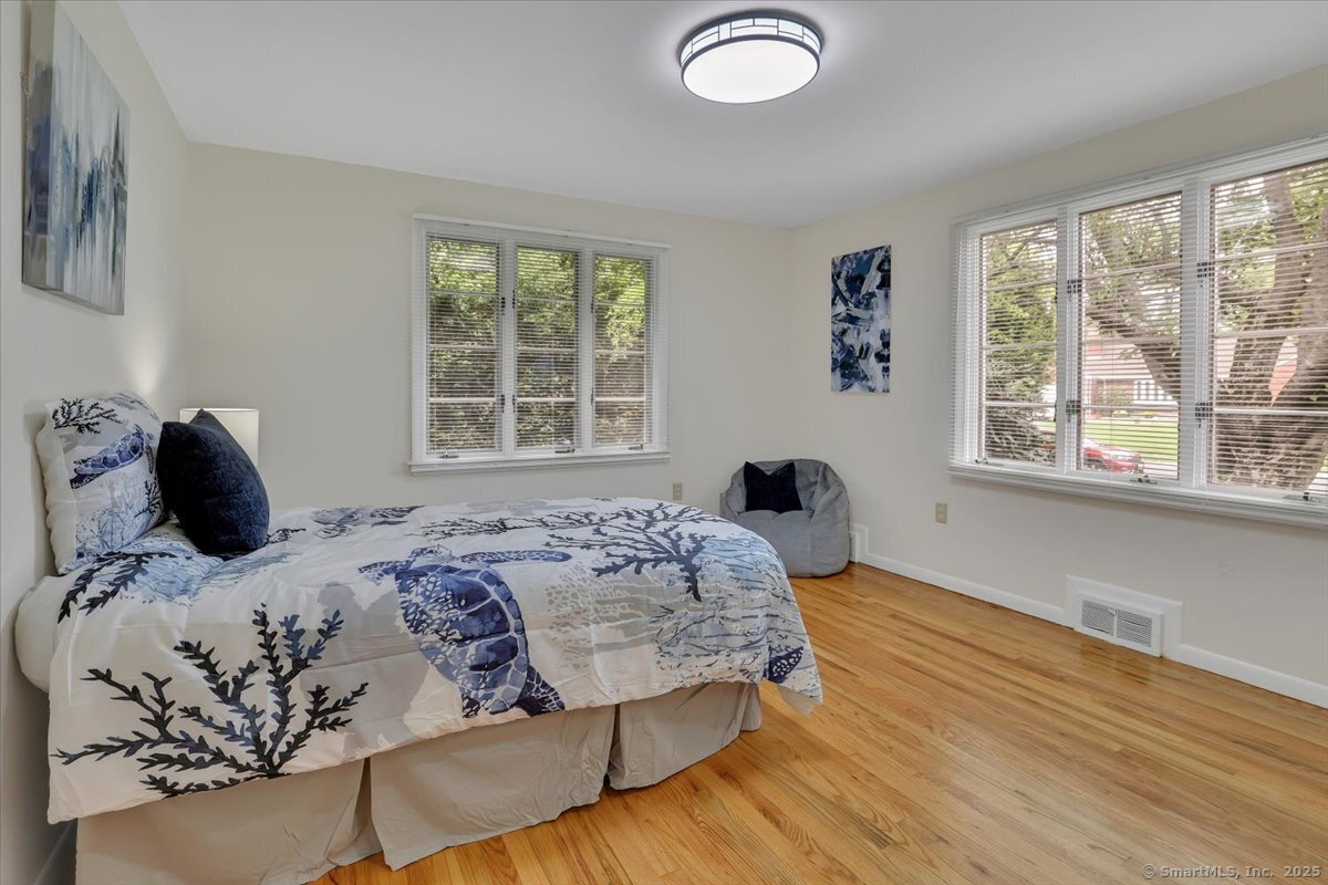 11 W Ridge Drive, West Hartford, Connecticut image 24
