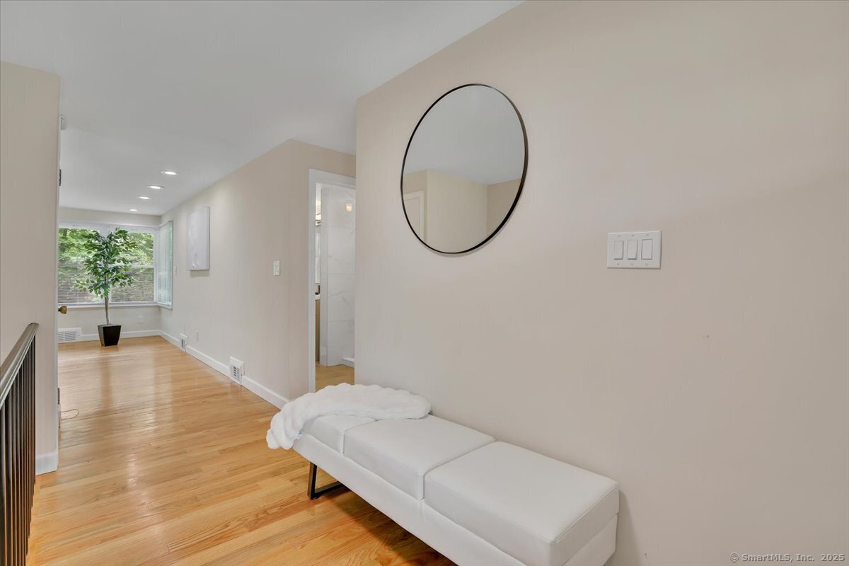 11 W Ridge Drive, West Hartford, Connecticut image 20