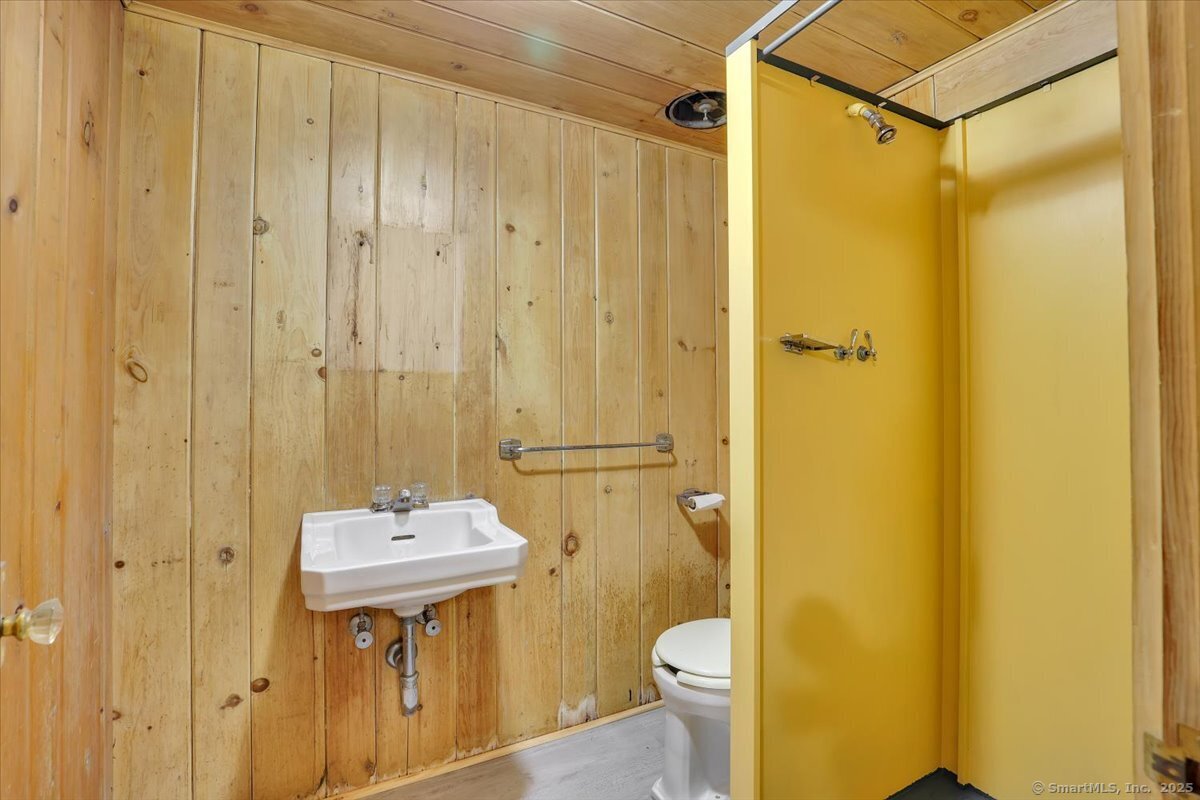 11 W Ridge Drive, West Hartford, Connecticut image 36