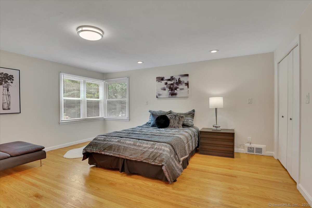 11 W Ridge Drive, West Hartford, Connecticut image 30