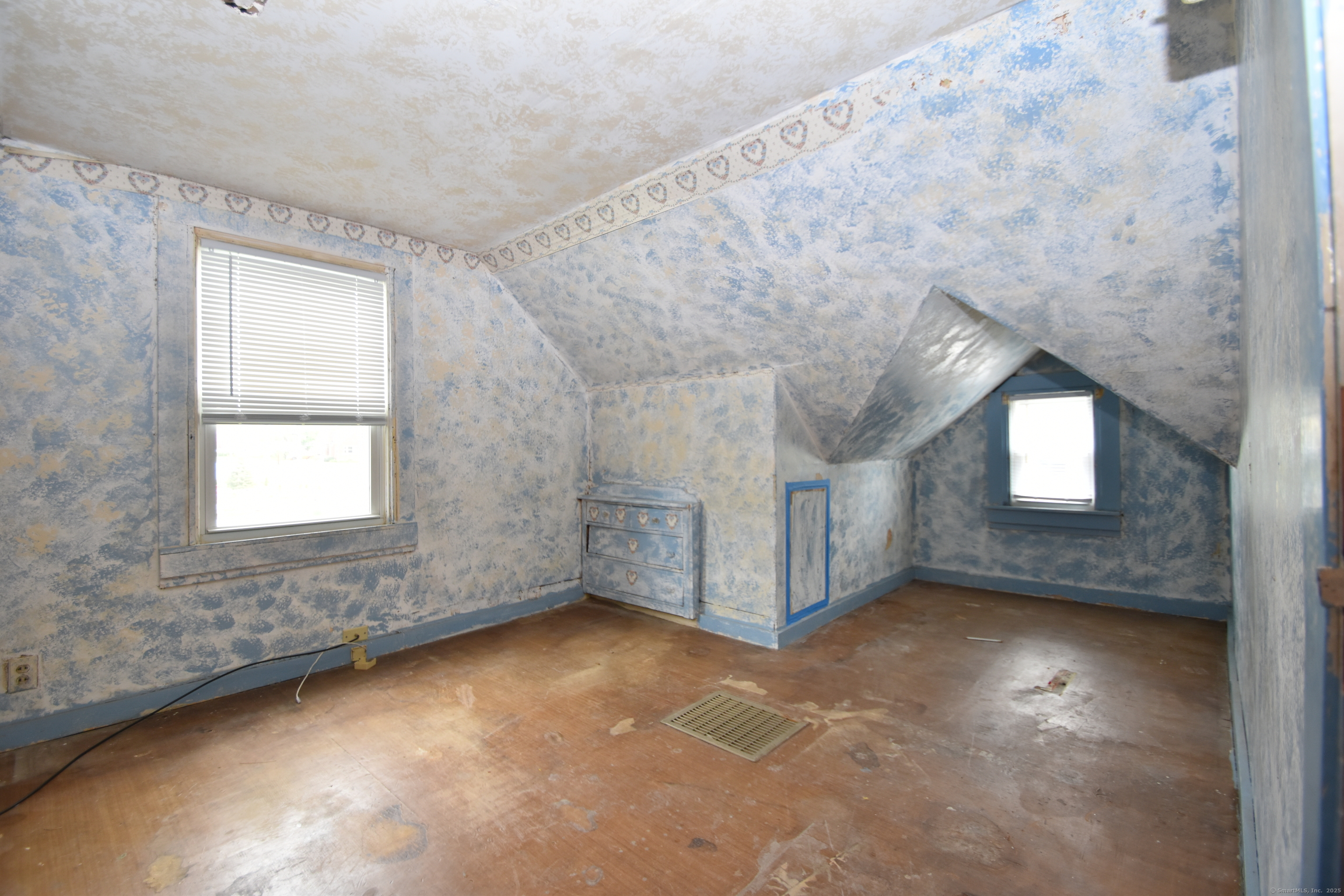 233 Woodland Street, Manchester, Connecticut image 5
