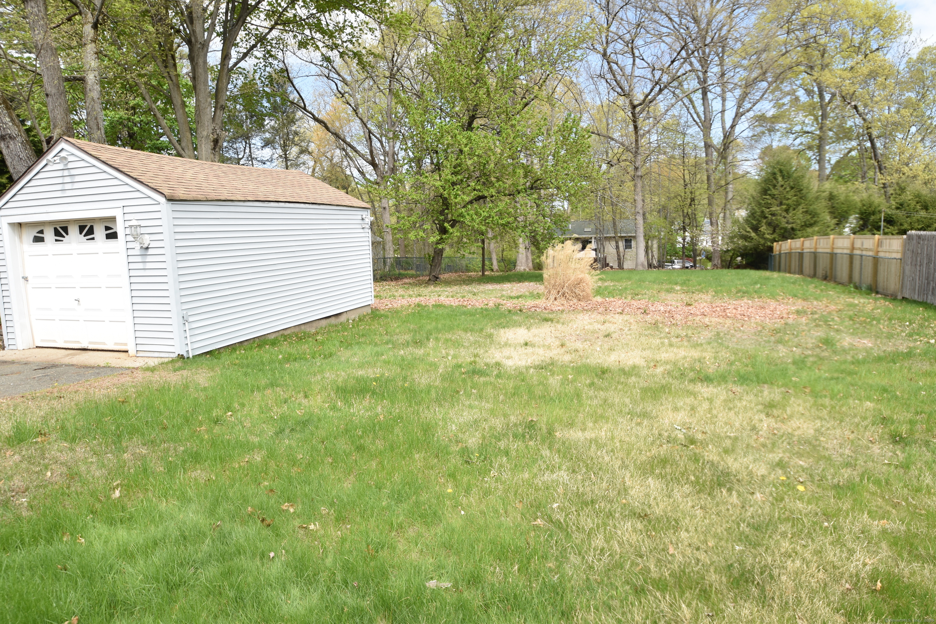 233 Woodland Street, Manchester, Connecticut image 2