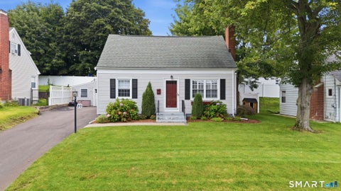 Photo of 20 Chamberlin Drive, West Hartford, CT 06107 (MLS # 24204515)