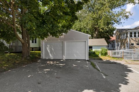 A home in New London