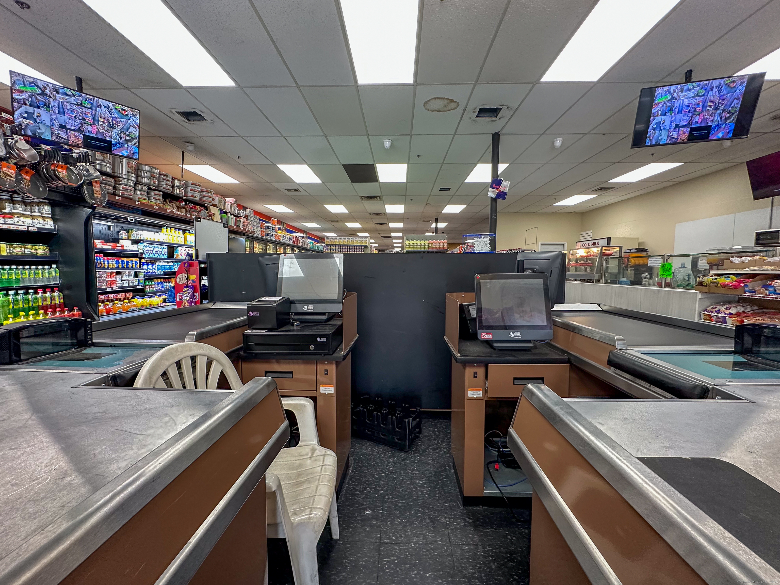 302 Farmington Avenue