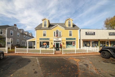 125 Main Street Old Saybrook CT 06475