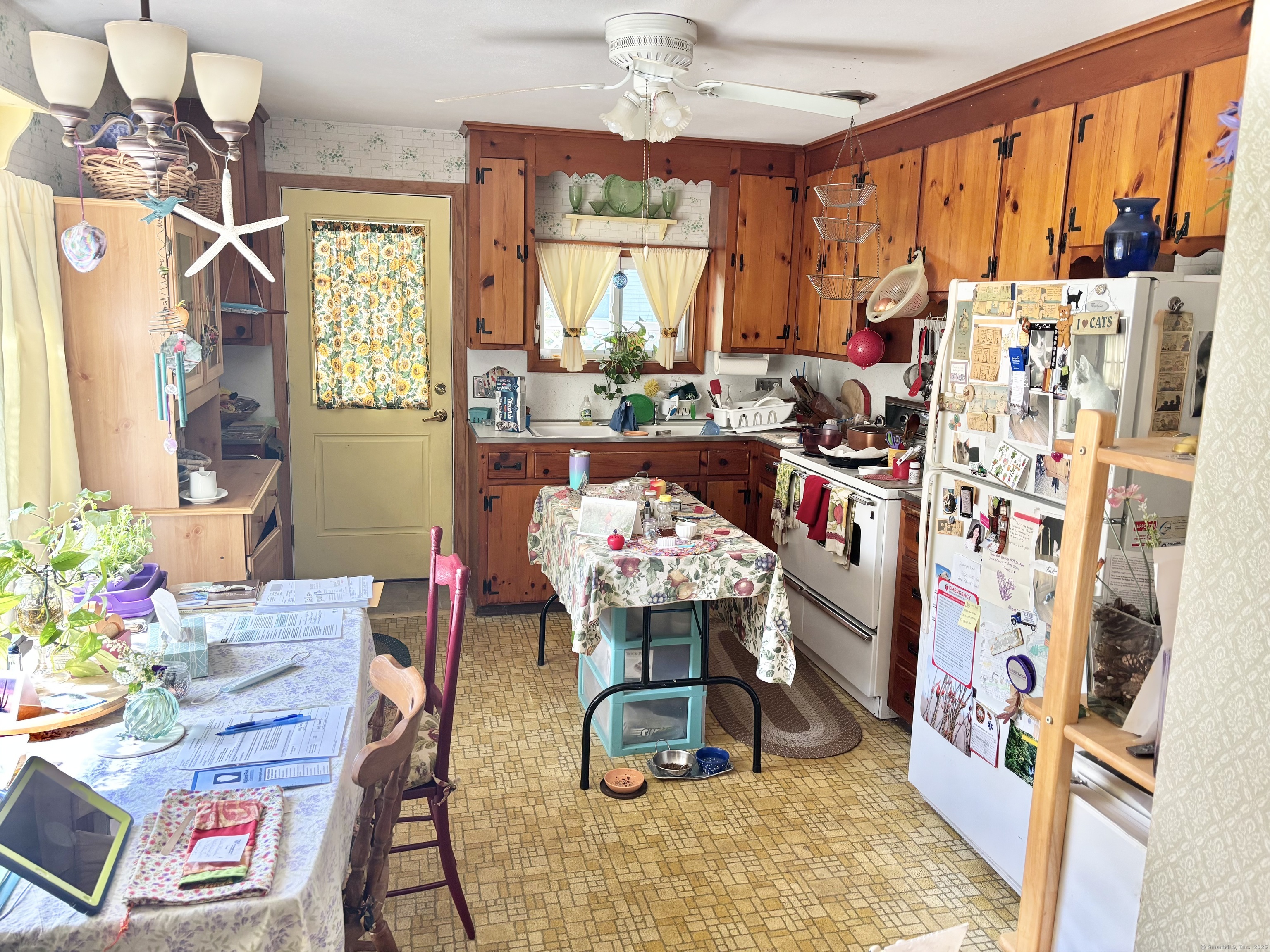 26 Agnes Drive, Manchester, Connecticut image 4