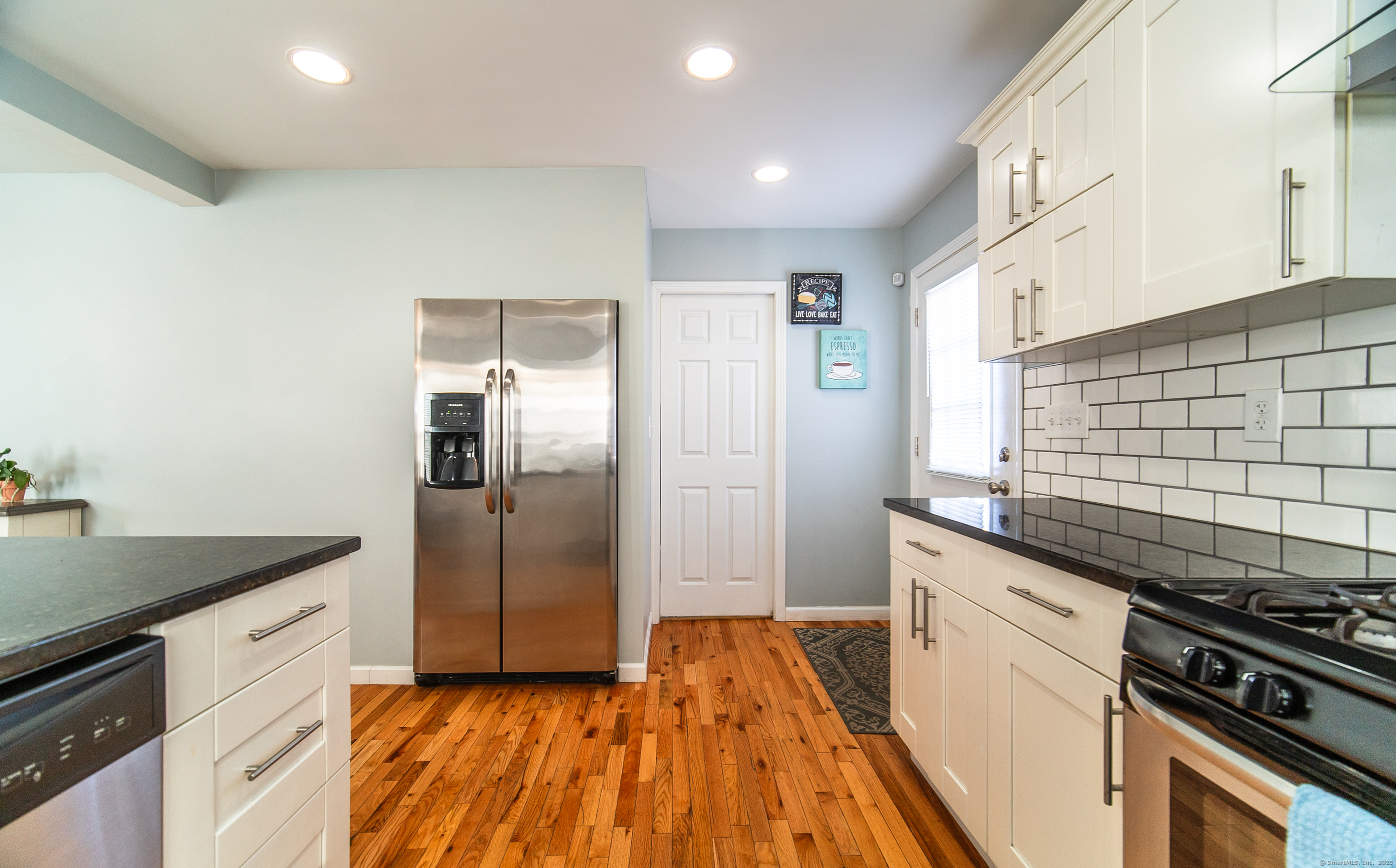 607 First Avenue, West Haven, Connecticut image 4