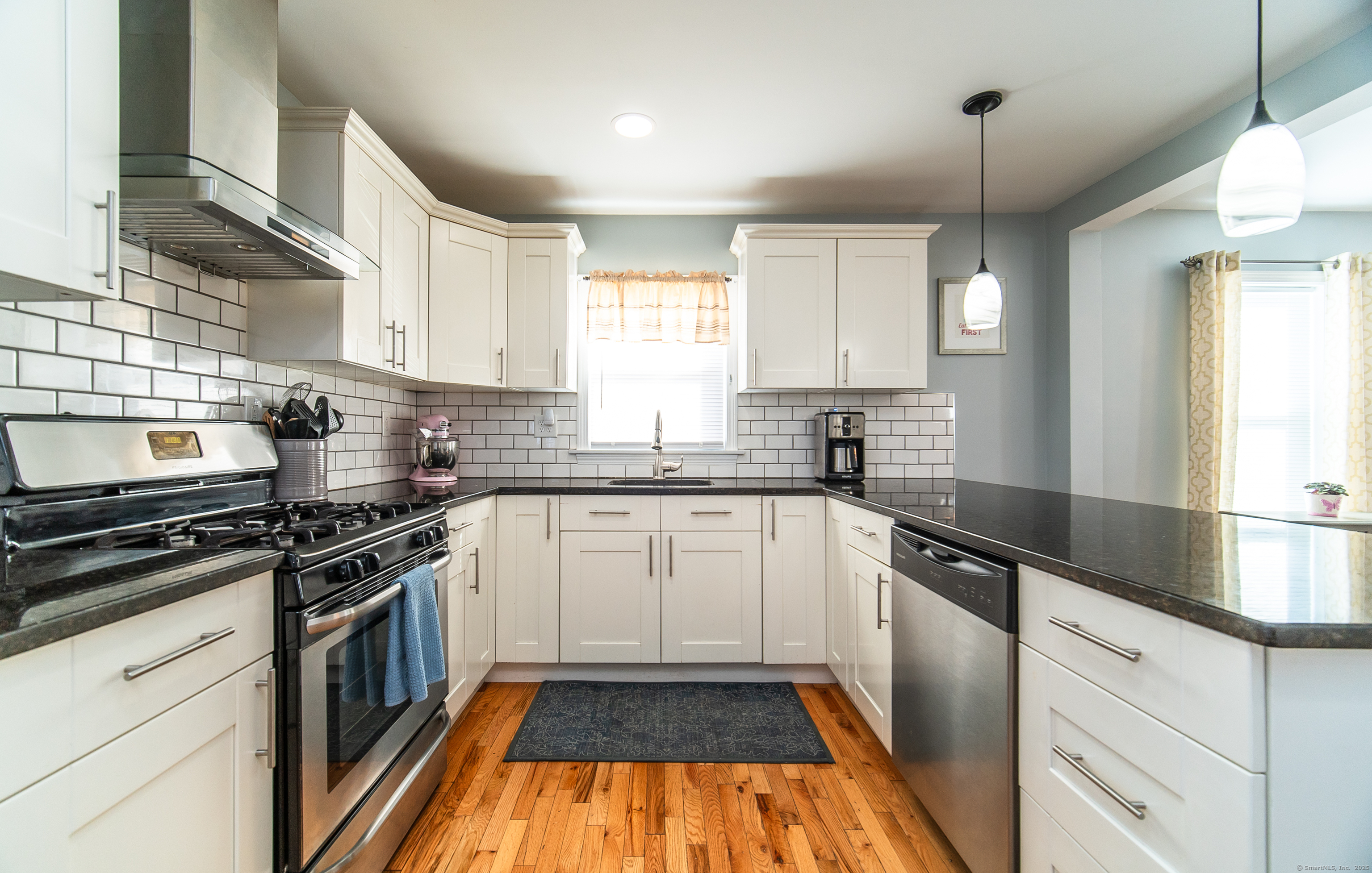 607 First Avenue, West Haven, Connecticut image 3