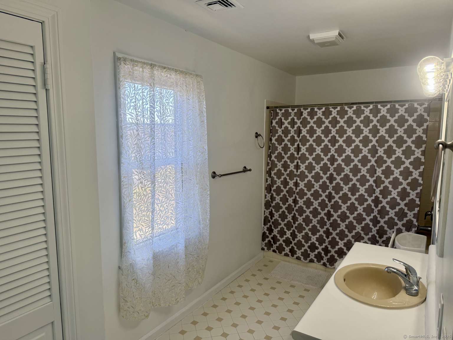 9 Olive Street, Danbury, Connecticut image 20