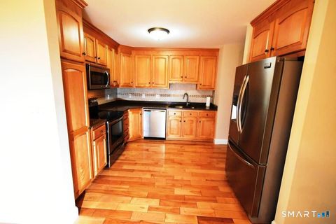 Tiny photo for 15 W Pine Way #10, Plainville, CT 06062 (MLS # 24160142)