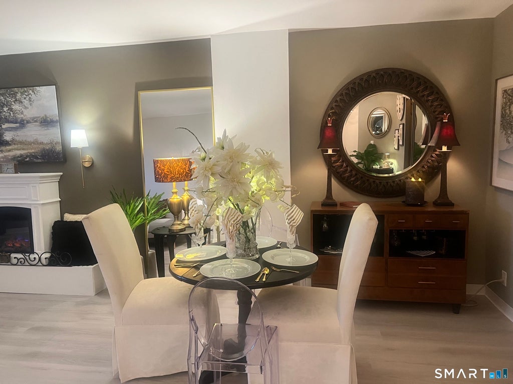 Photo of 91 Strawberry Hill Avenue #827, Stamford, CT 06902 (MLS # 24193905)