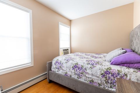 Tiny photo for 27 Sisson Avenue, Hartford, CT 06106 (MLS # 24137668)