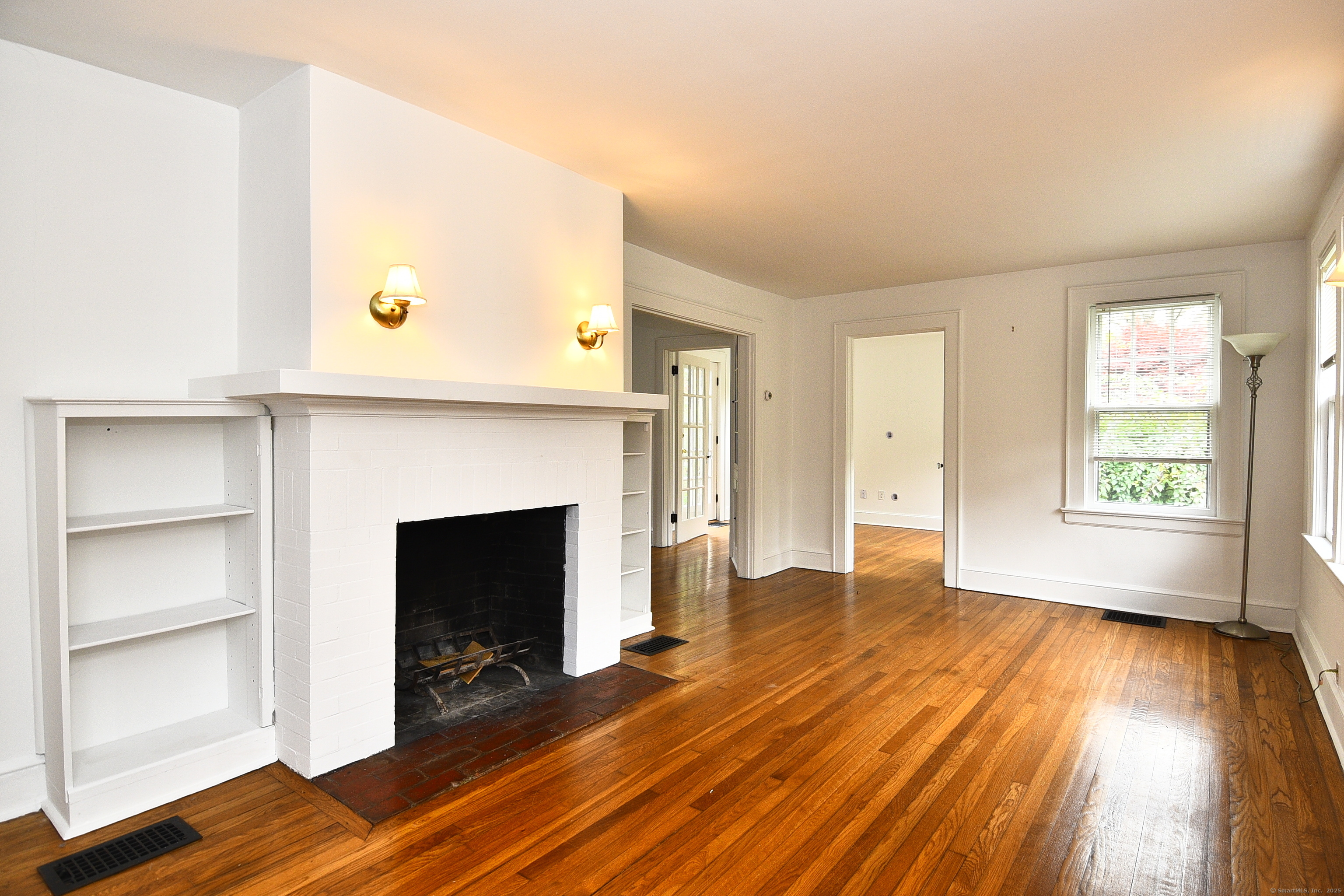 113 Kings Highway North