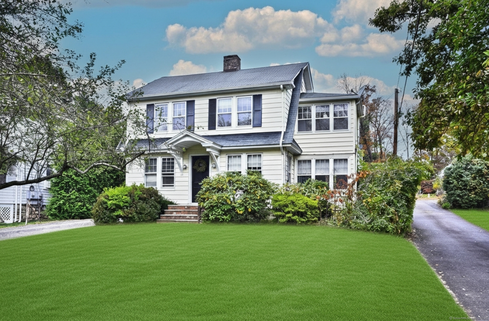 113 Kings Highway North