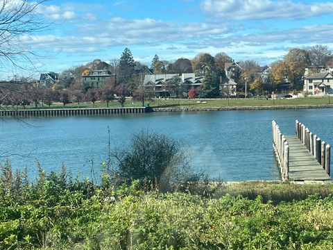 Photo of 896 Quinnipiac Avenue #3, New Haven, CT 06513 (MLS # 24138508)