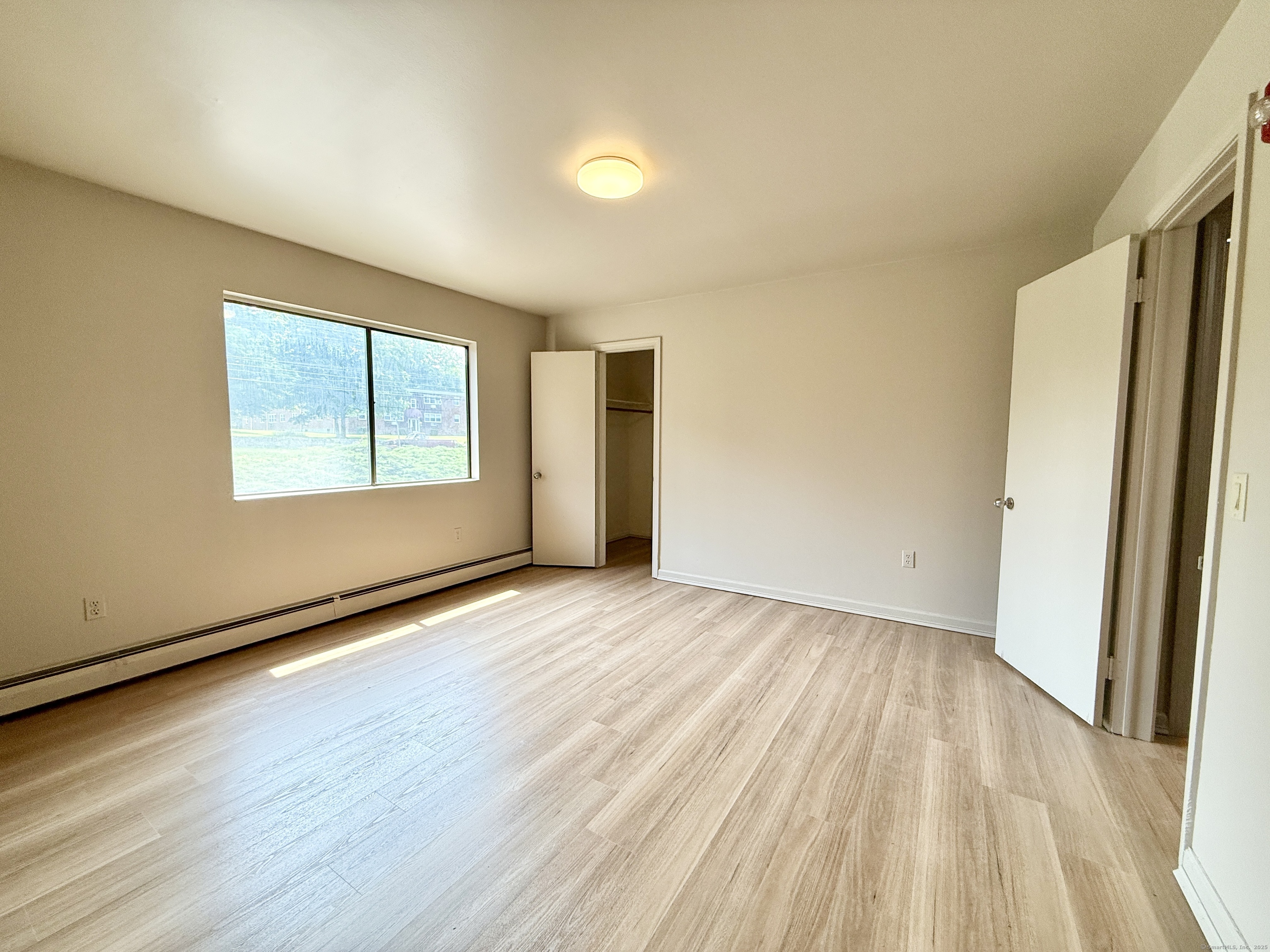 388 South Main Street 16